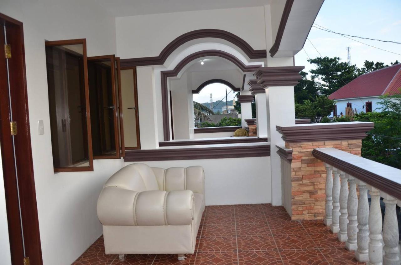 Florabells Iraya Guest House - Batanes Basco Kültér fotó