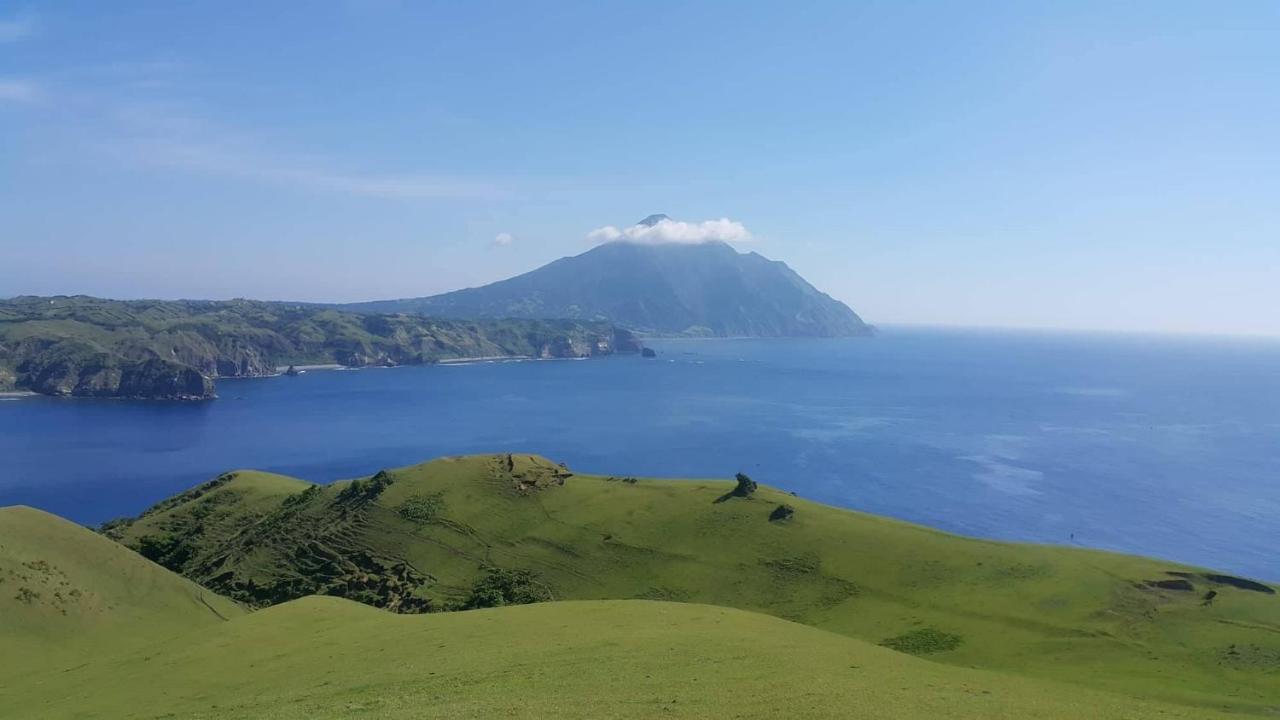 Florabells Iraya Guest House - Batanes Basco Kültér fotó