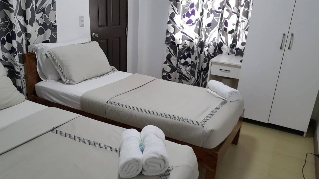 Florabells Iraya Guest House - Batanes Basco Kültér fotó